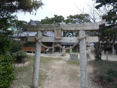 鳥居（山王社）