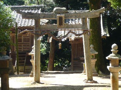 境内社の鳥居