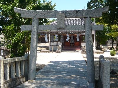 鳥居（若宮社）