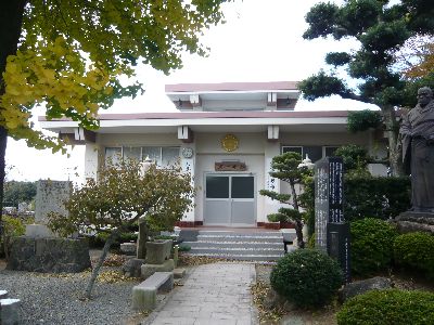 講堂(俱會一處)