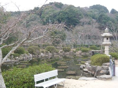 東行池